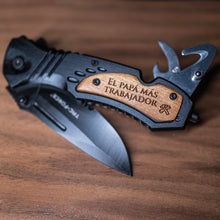 Load image into Gallery viewer, El Papá Más Trabajador – Engraved Pocket Knife Gift for Dad
